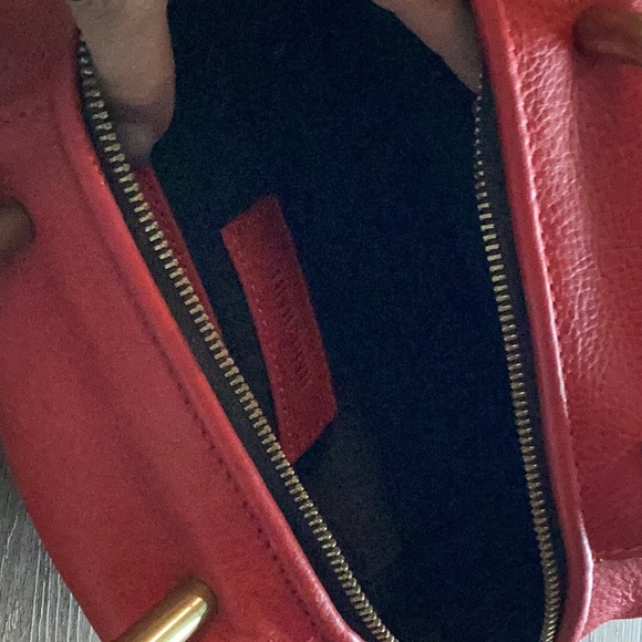 RED LEATHER BAG - Picture 3 of 3